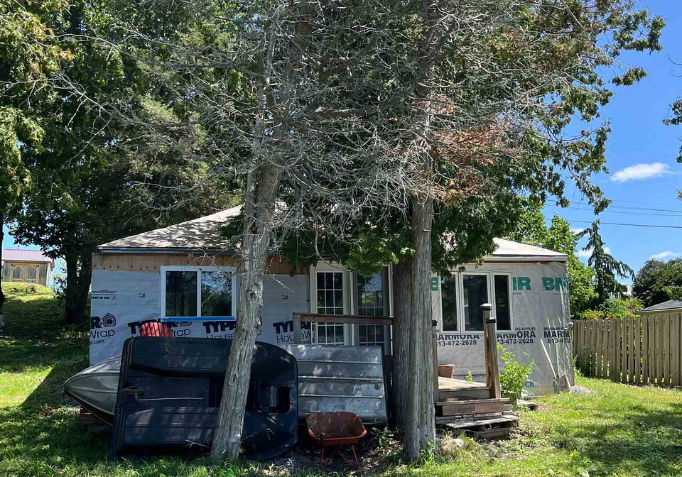 24-pines-lane-quinte-west-ontario-x13594444