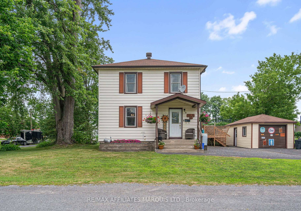 9-spruce-street-south-glengarry-ontario-x13594574