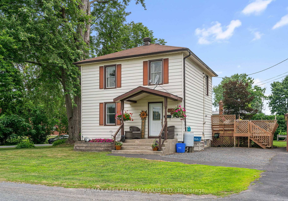 9-spruce-street-south-glengarry-ontario-x13594574
