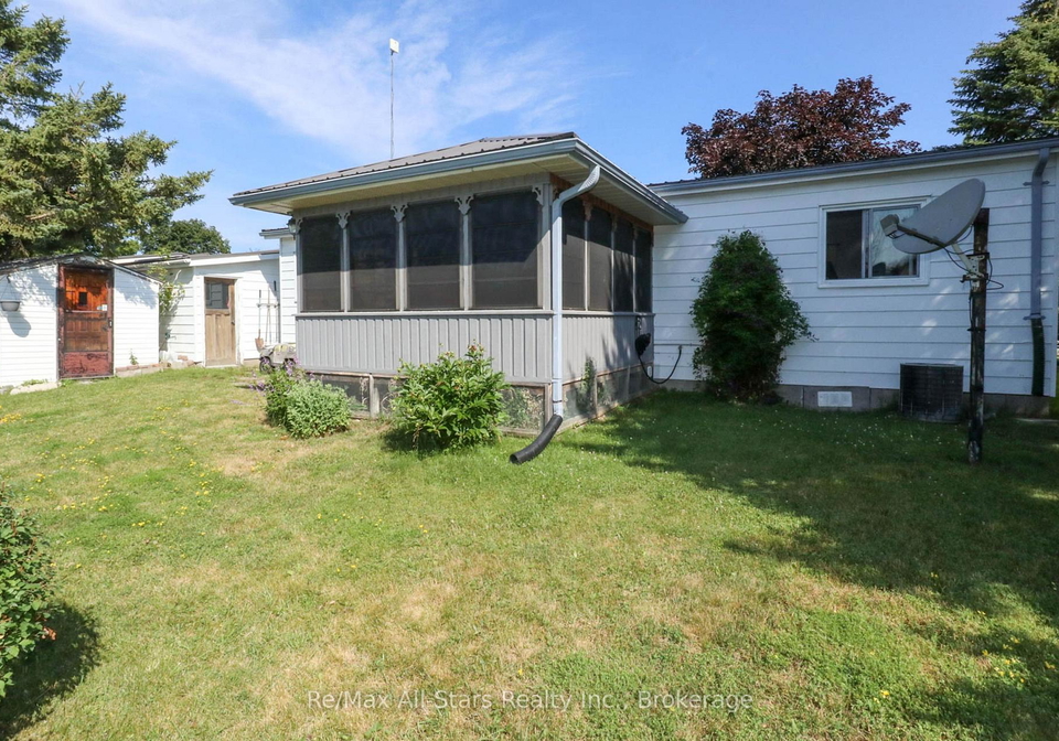 7-cedar-street-kawartha-lakes-ontario-x13594590