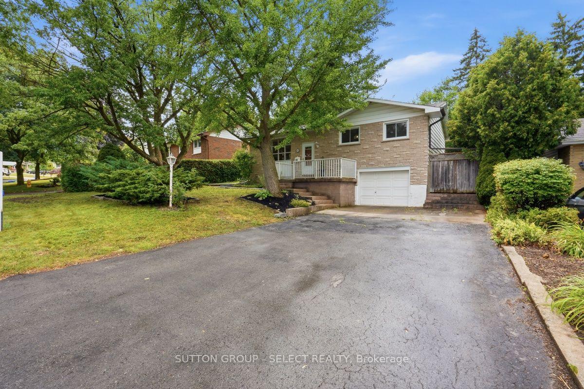 643-widmore-drive-london-south-ontario-x13594684