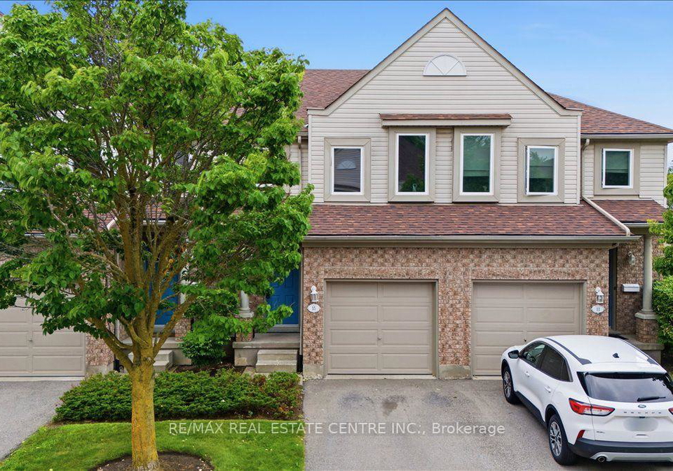 15-roehampton-crescent-guelph-ontario-x13594756