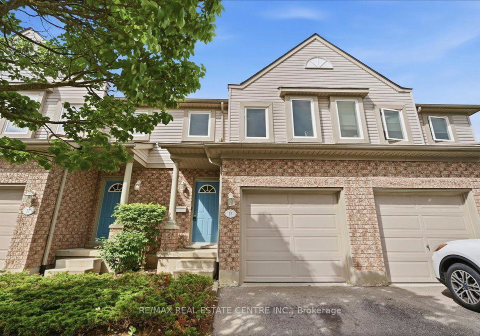 15-roehampton-crescent-guelph-ontario-x13594756