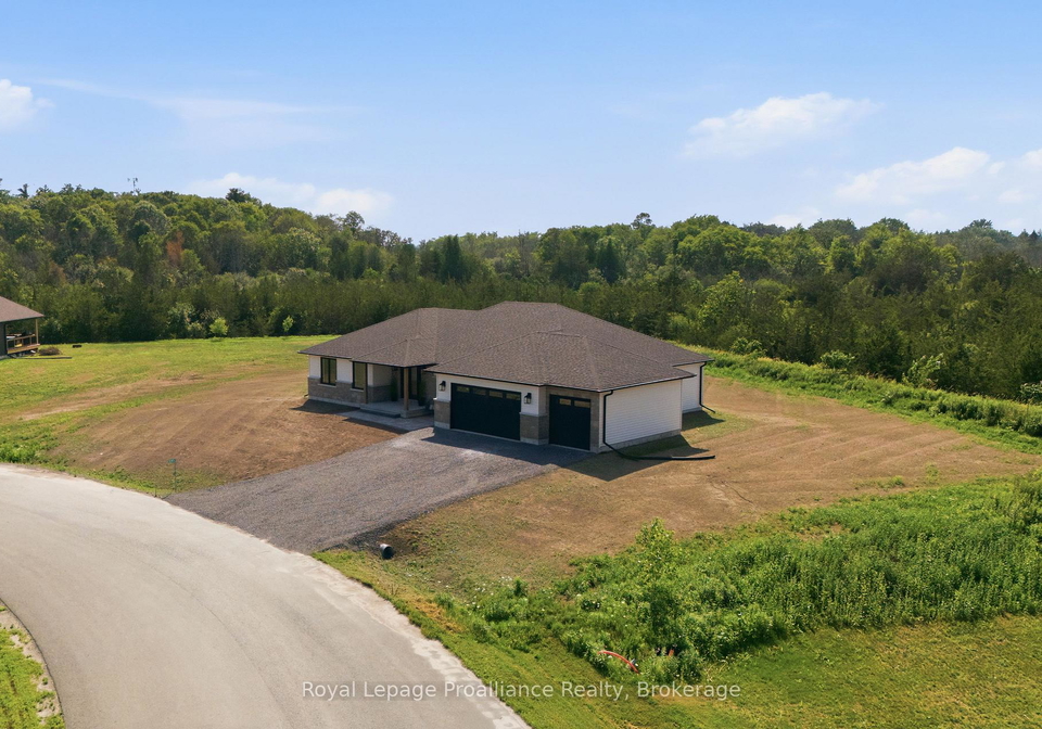 393-michaels-way-prince-edward-county-ontario-x13594792