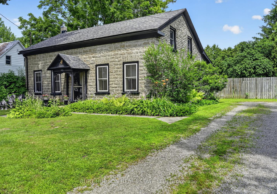 46-main-street-e-athens-ontario-x13594818