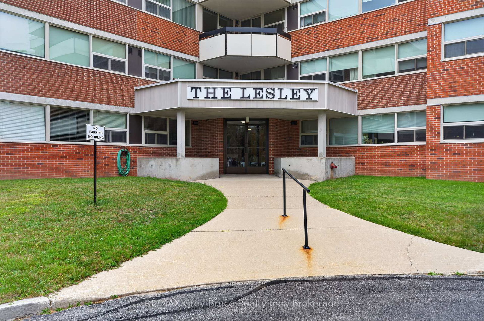 860-9th-street-e-owen-sound-ontario-x13594912
