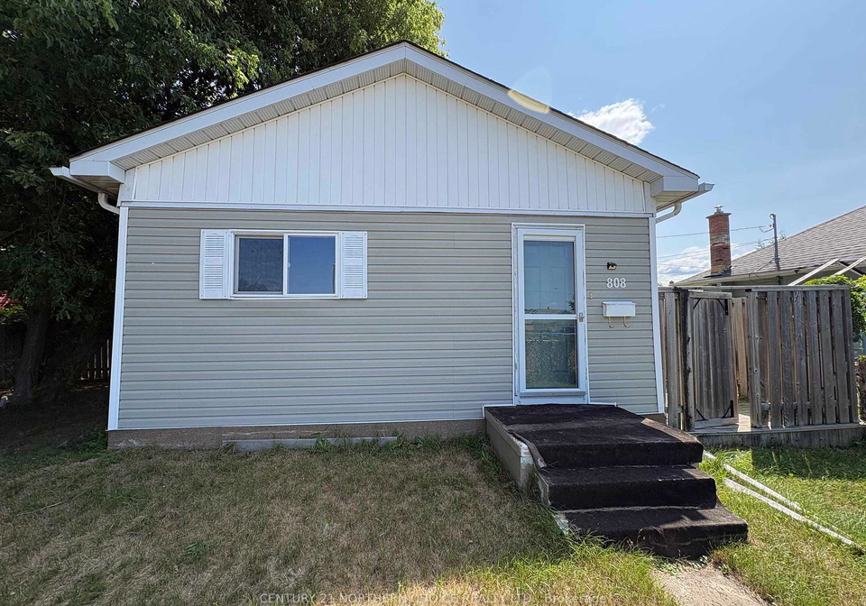 808-portage-avenue-fort-frances-ontario-x13595004