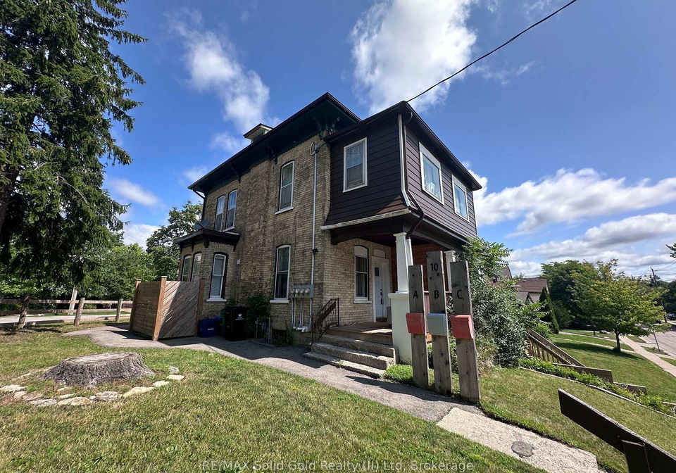 10-shanley-street-kitchener-ontario-x13595236