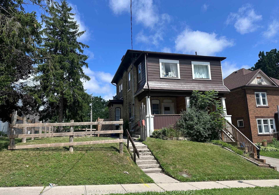 10-shanley-street-kitchener-ontario-x13595236