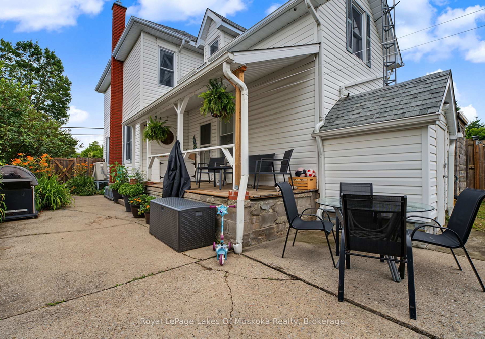 152-main-street-burks-falls-ontario-x13595632