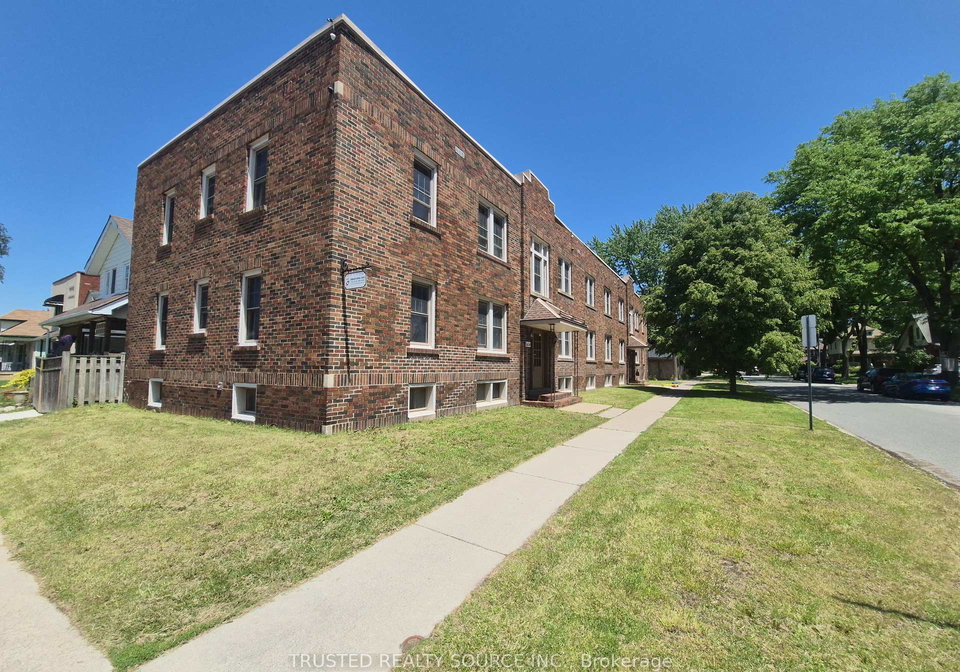 1614-ontario-street-windsor-ontario-x13595660
