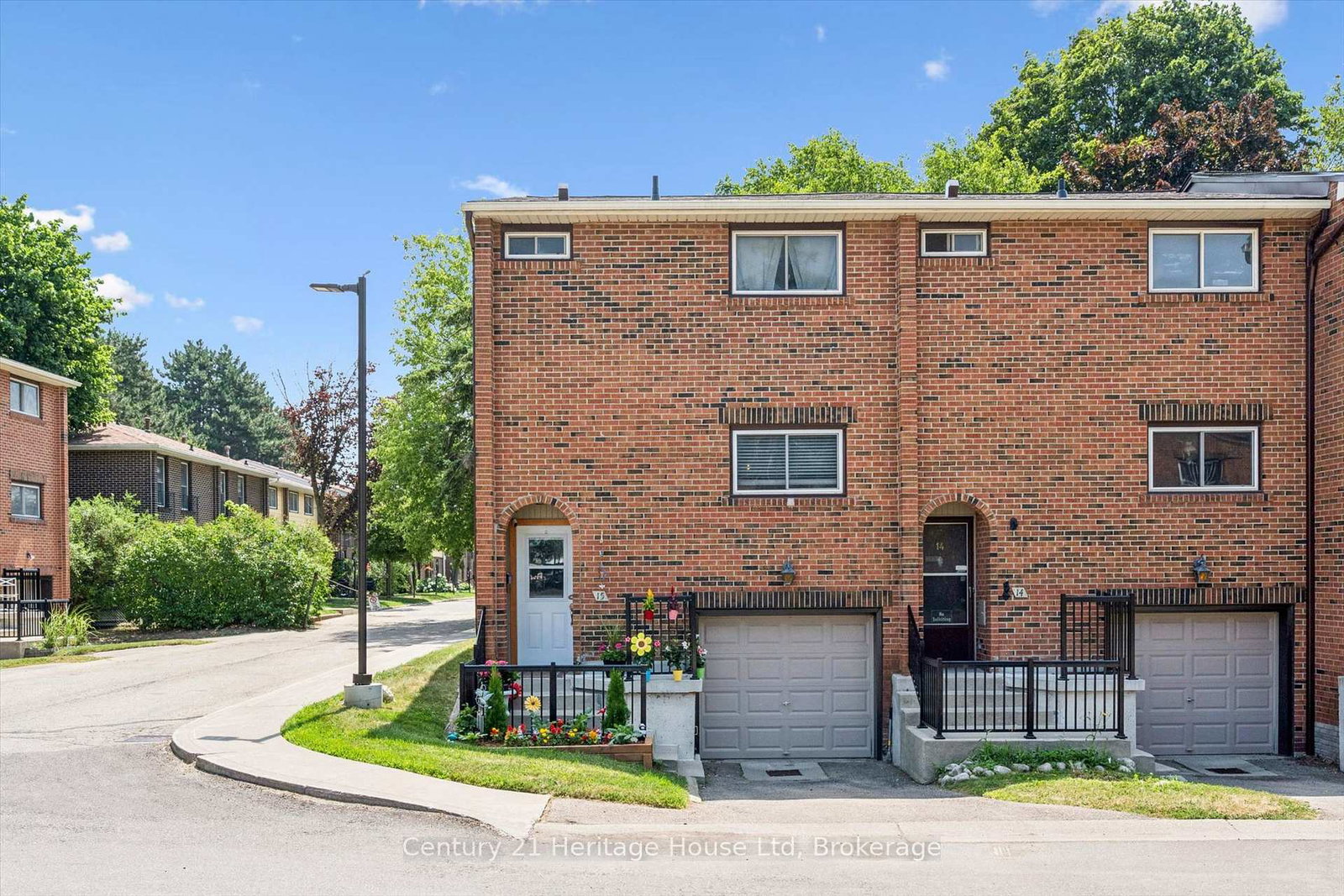 201-silvercreek-15-parkway-n-guelph-ontario-x13595700
