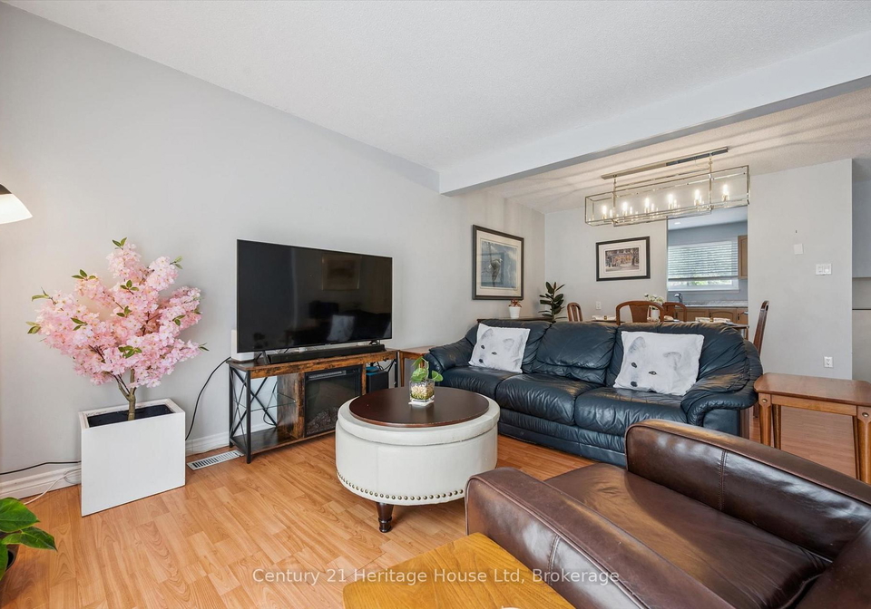 201-silvercreek-15-parkway-n-guelph-ontario-x13595700