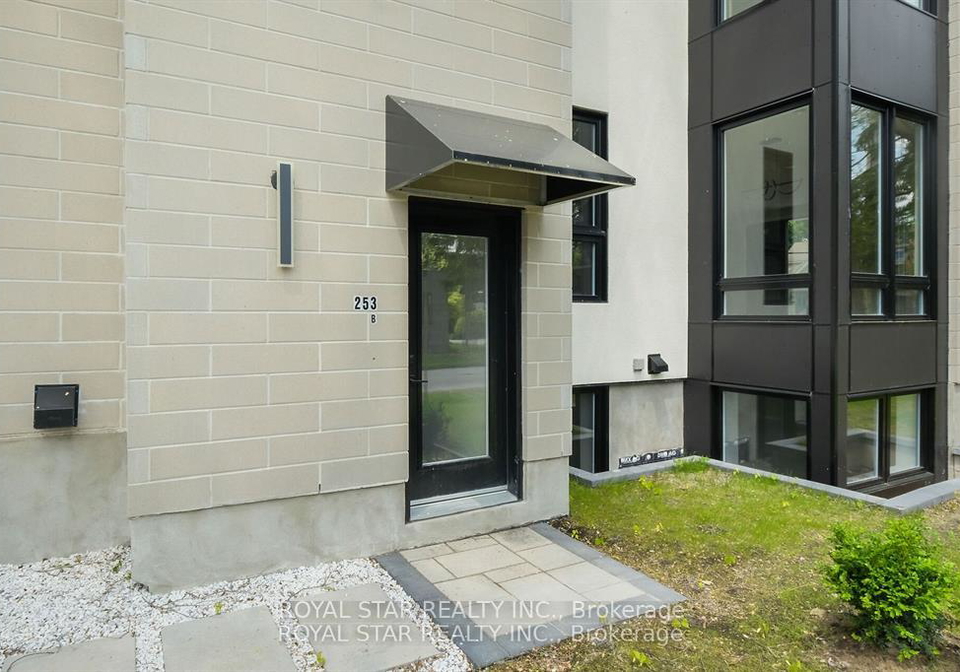 253-duncairn-avenue-ottawa-ontario-x13596046