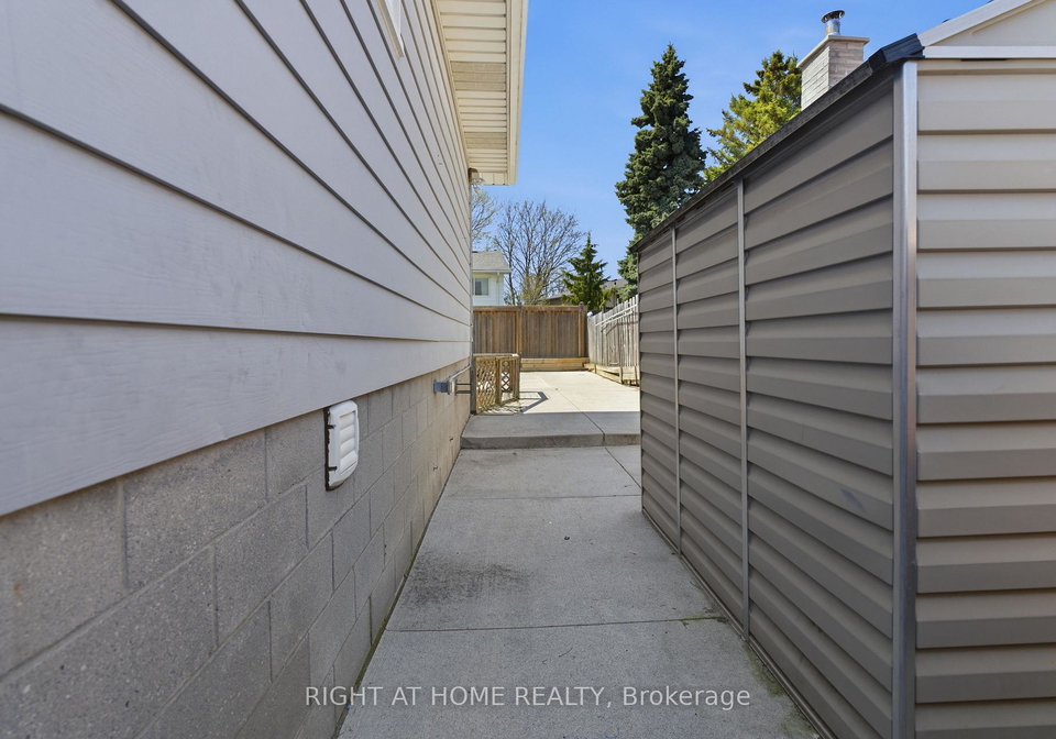 341-rexford-drive-hamilton-ontario-x13596226