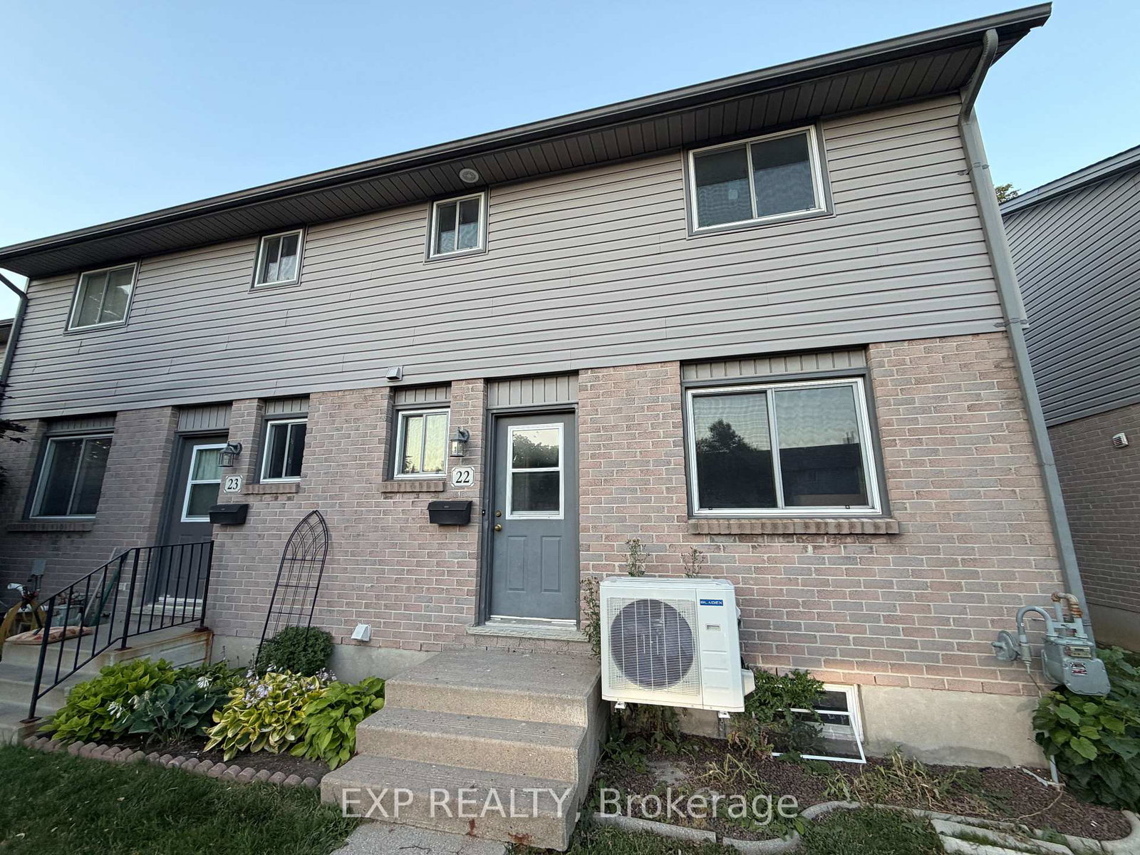 490-third-street-london-east-ontario-x13596258