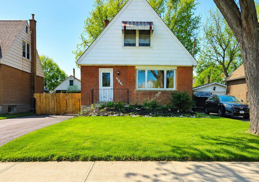 274-east-38th-street-hamilton-ontario-x13596382