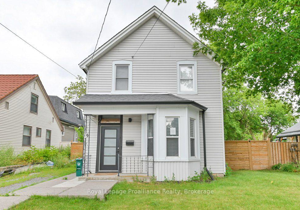 19-bettes-street-belleville-ontario-x13596402