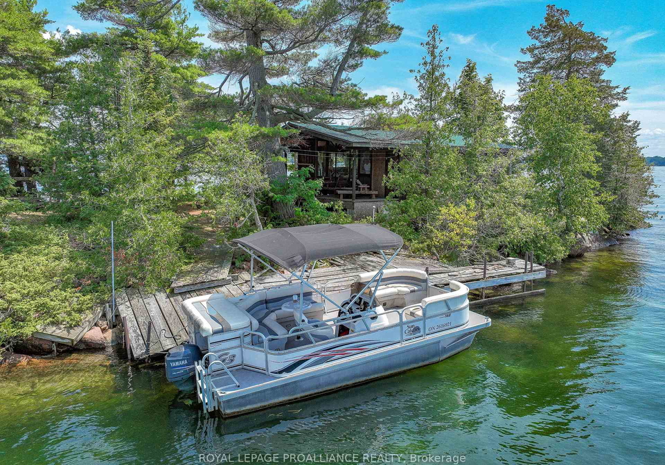 1-spice-island-leeds-and-the-thousand-islands-ontario-x13596436