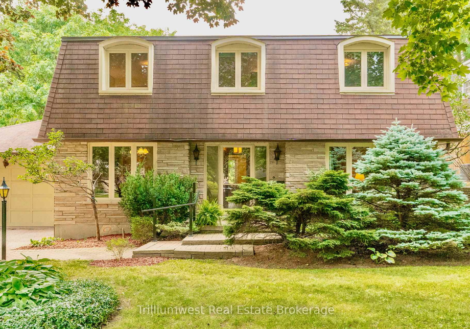 32-waverley-drive-guelph-ontario-x13596520