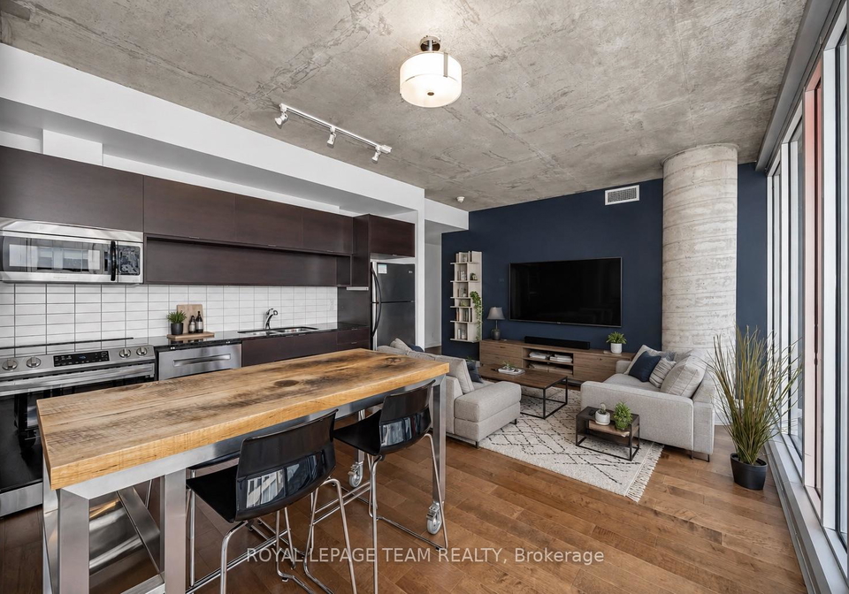 324-laurier-avenue-w-ottawa-ontario-x13596770