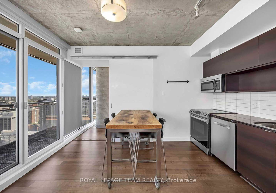 324-laurier-avenue-w-ottawa-ontario-x13596770