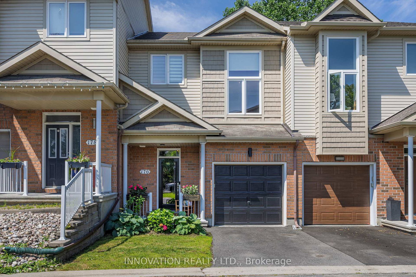 176-parkrose-private-ottawa-ontario-x13596942