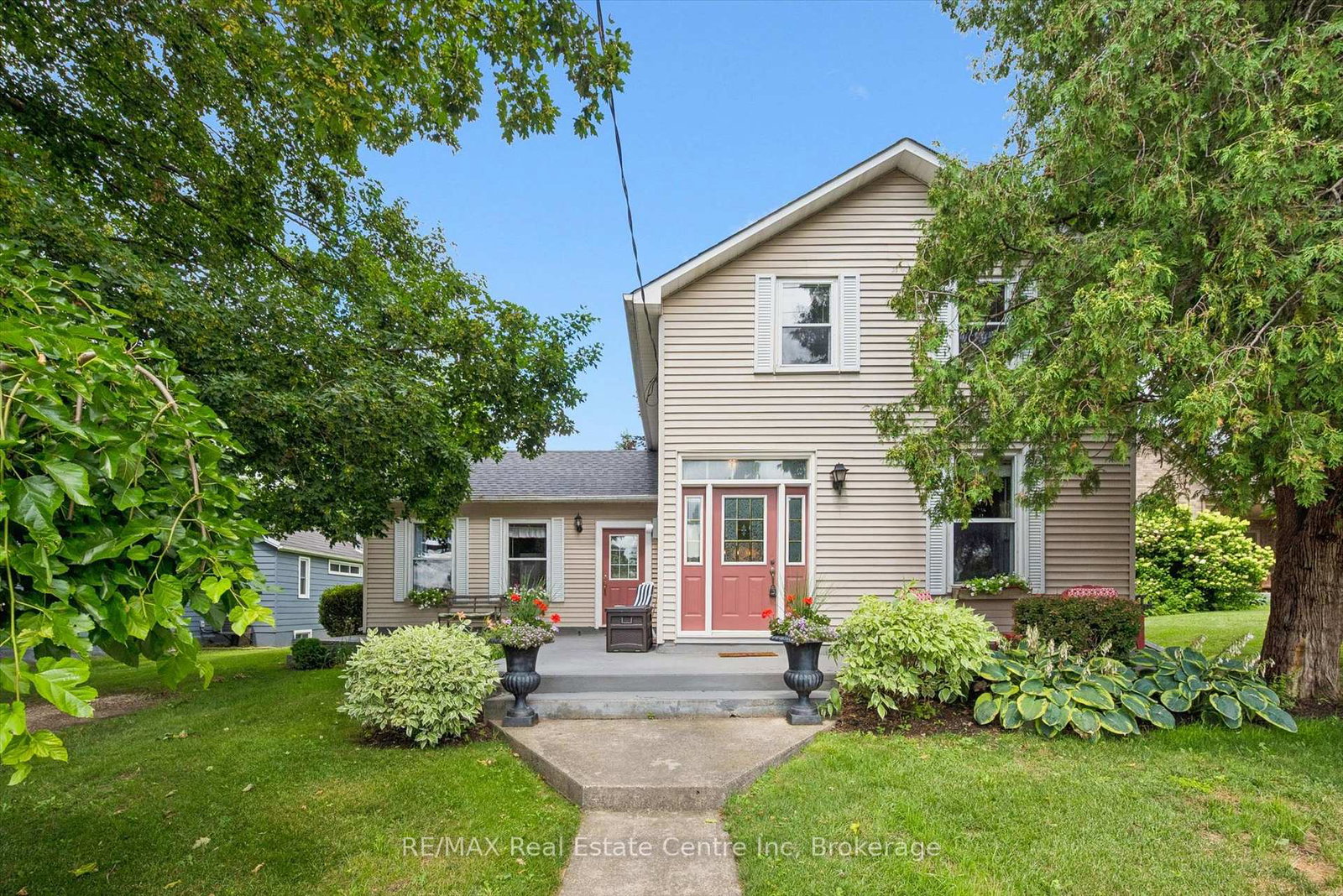 25-badenoch-street-puslinch-ontario-x13596978
