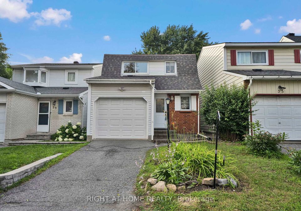 37-trafford-lane-ottawa-ontario-x13597138