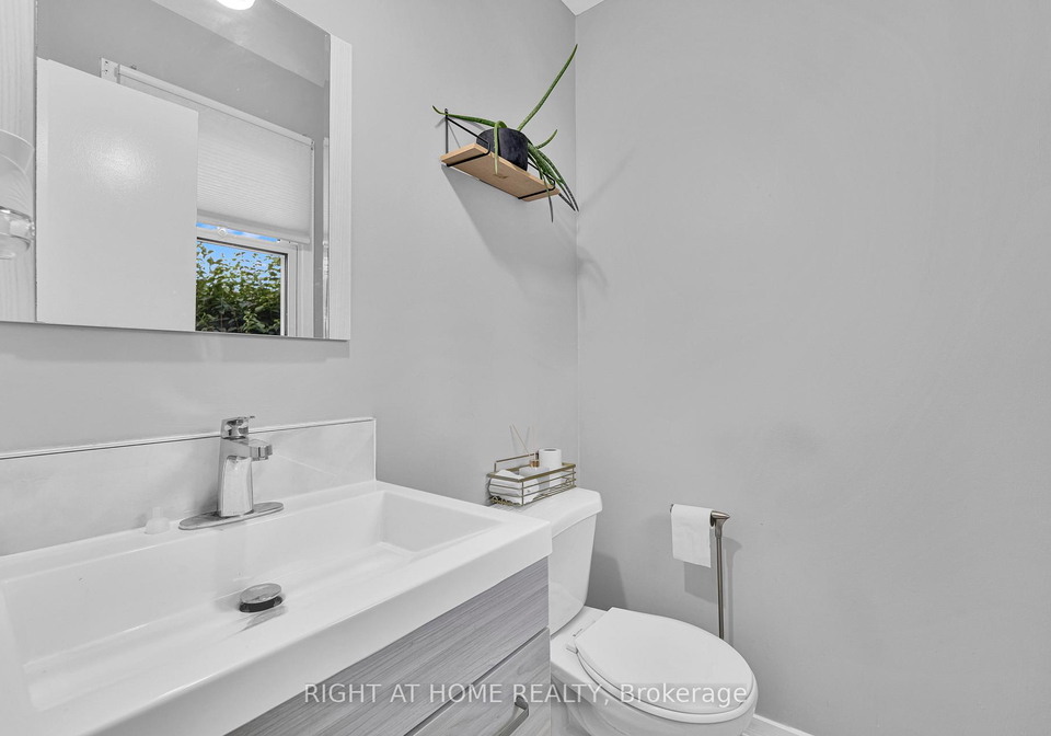 37-trafford-lane-ottawa-ontario-x13597138