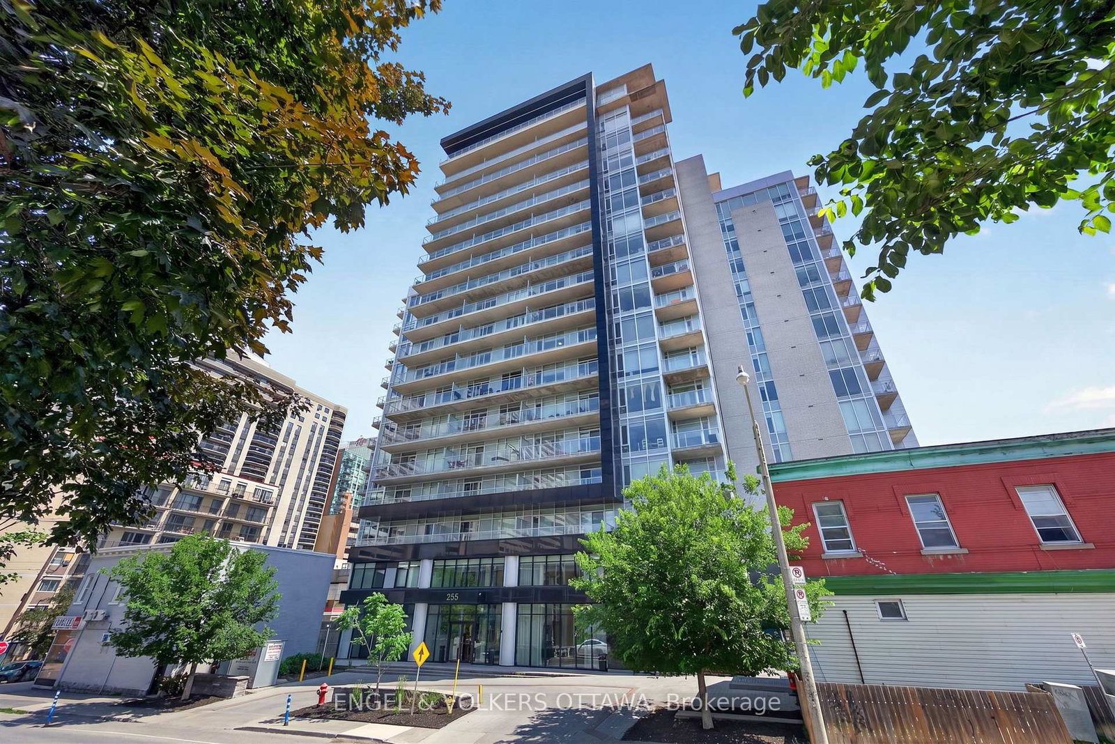 255-bay-street-ottawa-ontario-x13597274