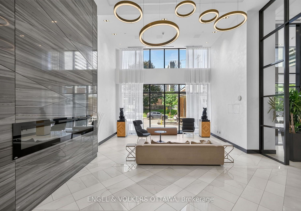 255-bay-street-ottawa-ontario-x13597274