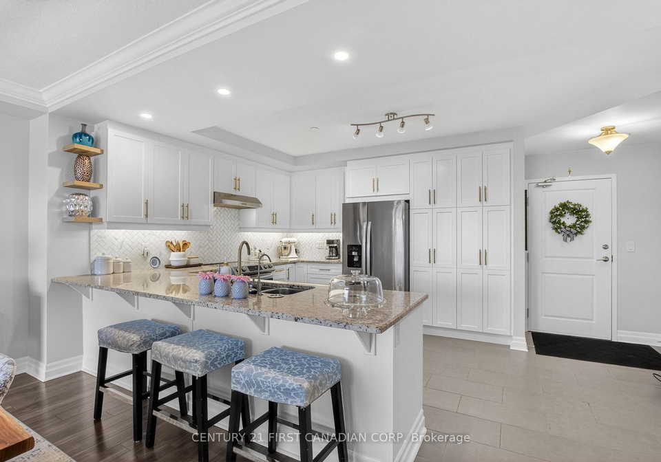 260-villagewalk-boulevard-london-north-ontario-x13597350