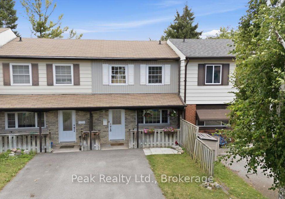 1673-applewood-crescent-peterborough-ontario-x13597434