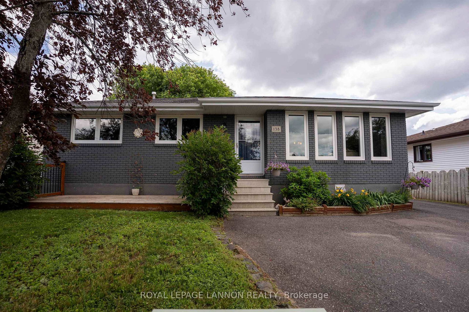 138-iris-cres-thunder-bay-ontario-x13597448