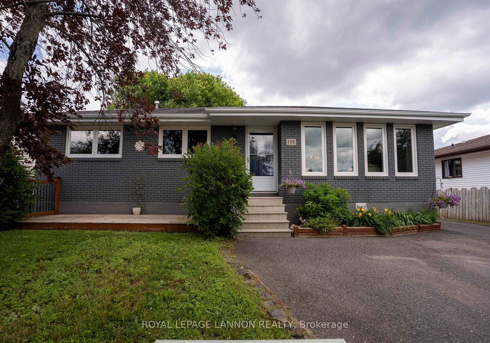 138-iris-cres-thunder-bay-ontario-x13597448