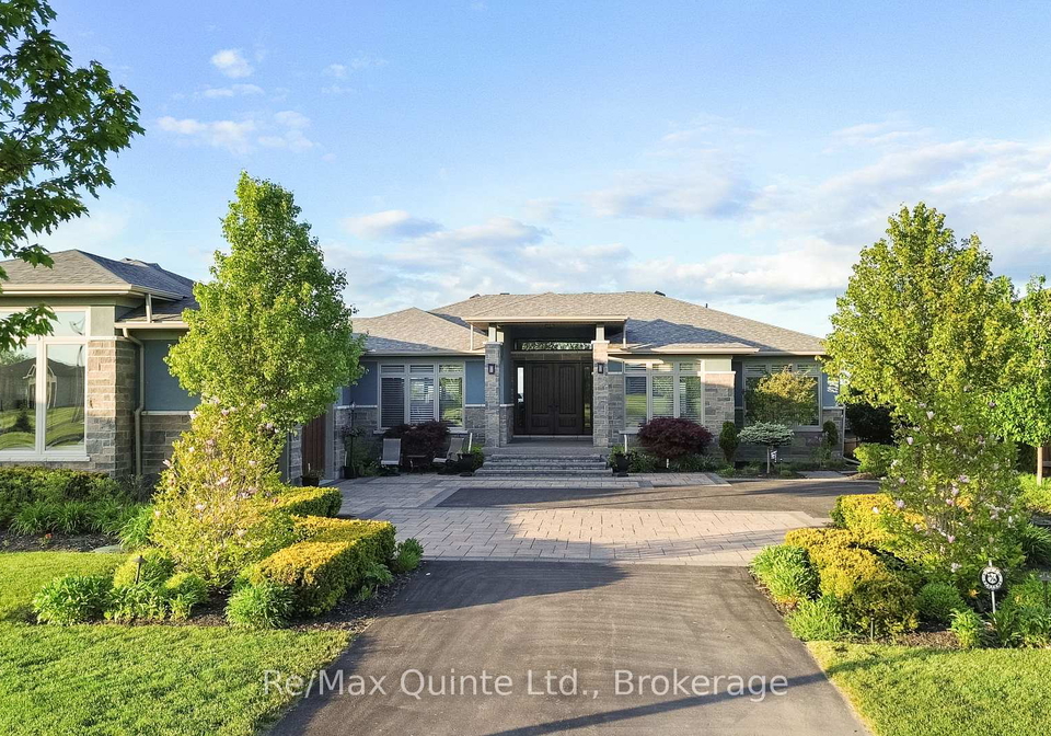 89-navigation-drive-prince-edward-county-ontario-x13597518
