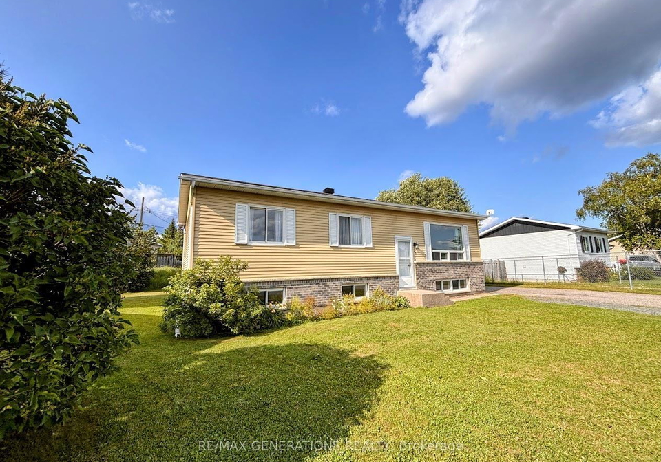25-brooks-street-manitouwadge-ontario-x13597526