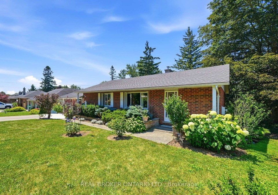 158-diagonal-road-north-huron-ontario-x13597718