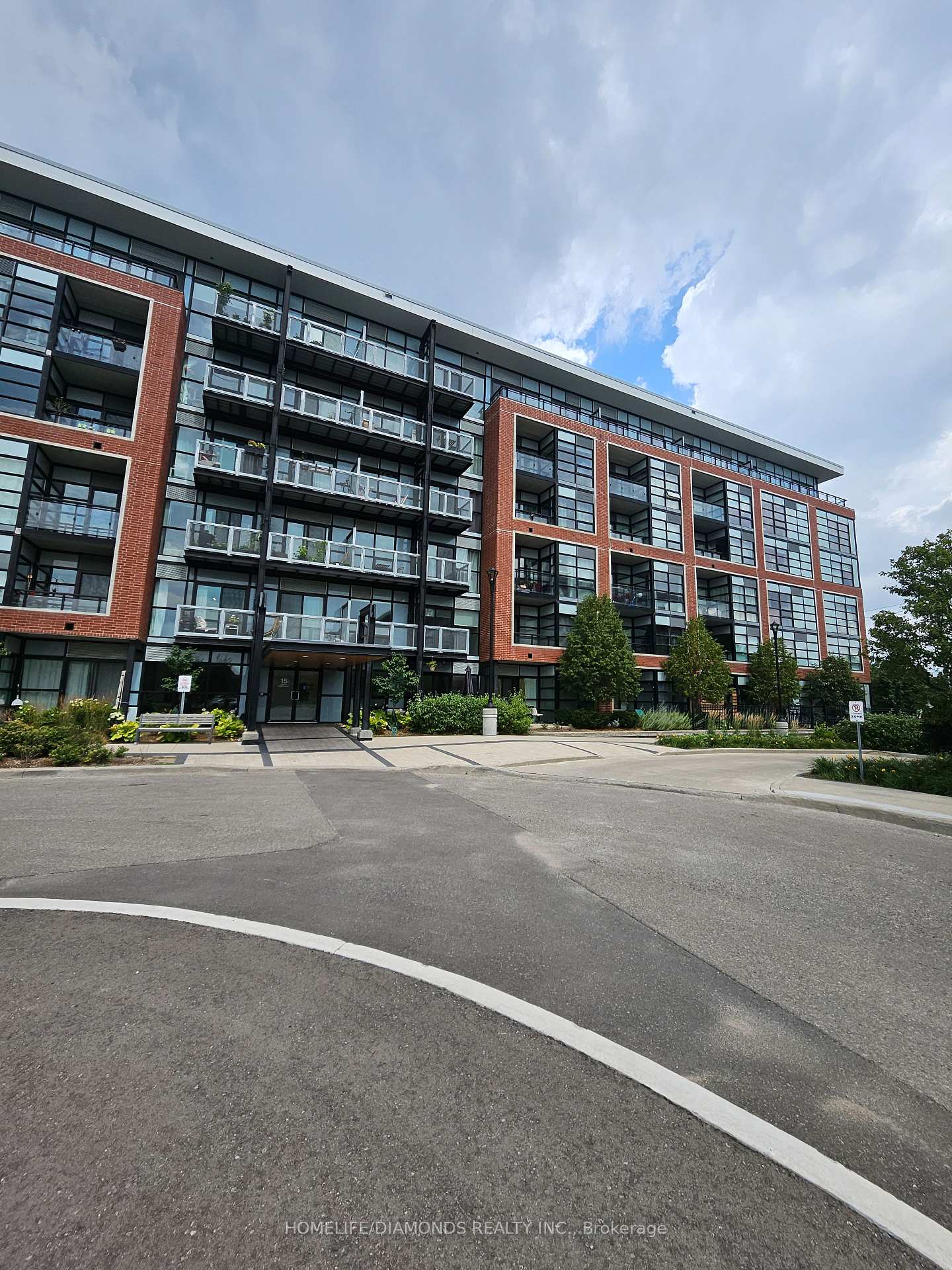 15-prince-albert-boulevard-kitchener-ontario-x13597760
