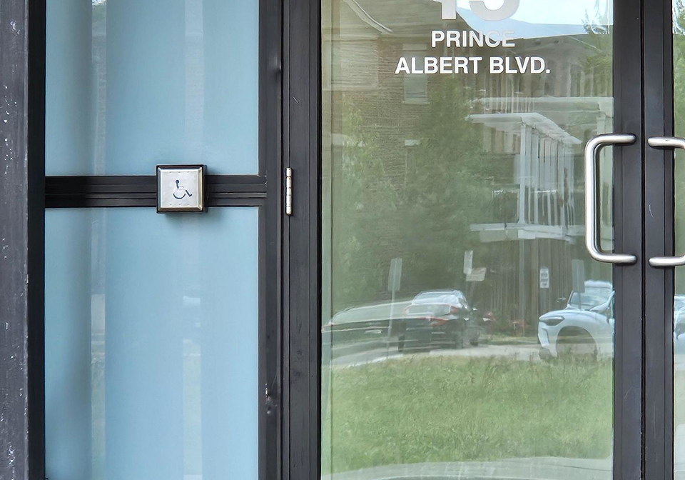 15-prince-albert-boulevard-kitchener-ontario-x13597760