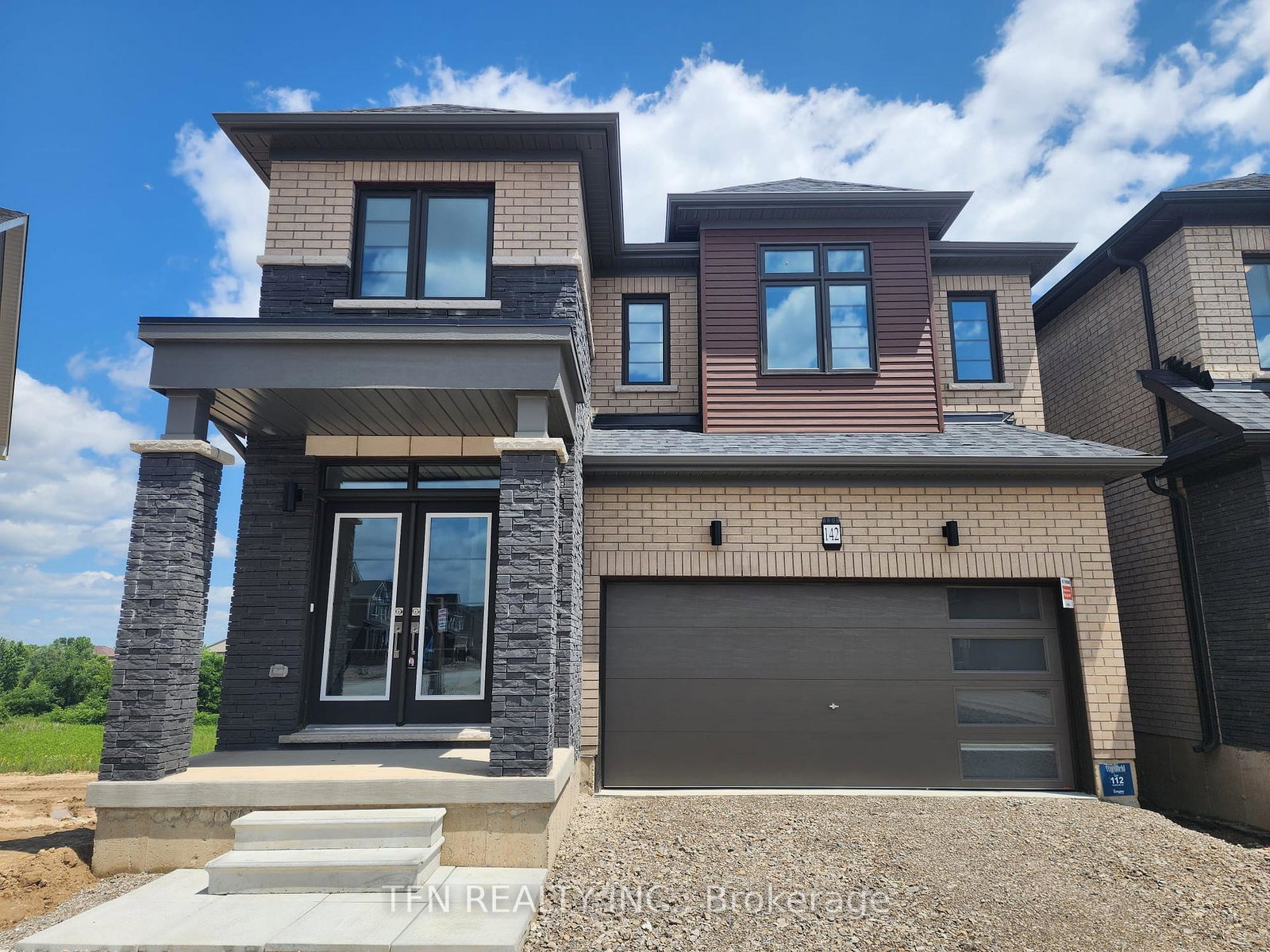 142-holder-drive-brantford-ontario-x13597802