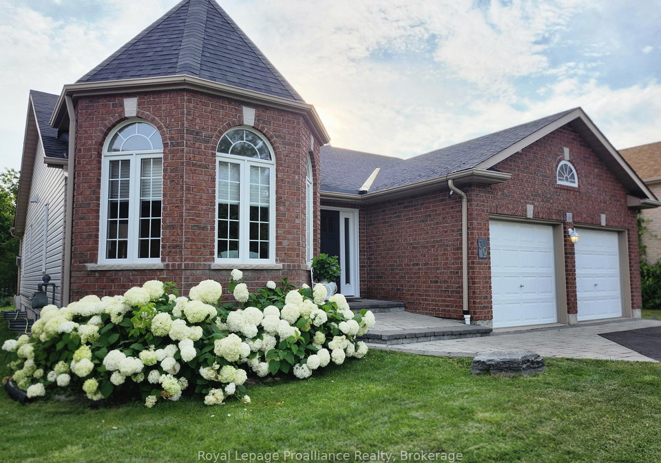 30-heartwood-drive-belleville-ontario-x13597814