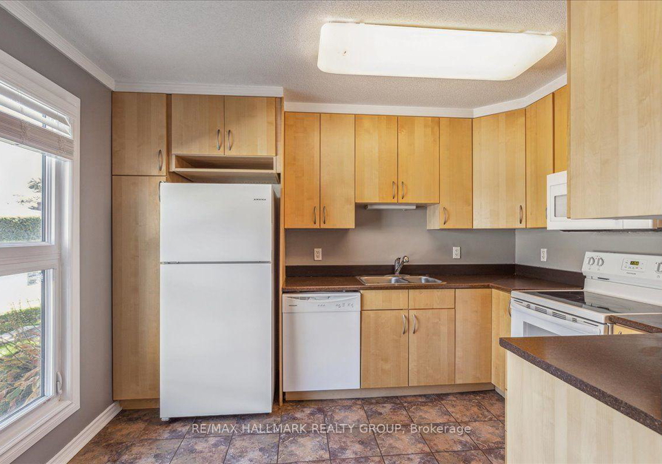 3-carmichael-court-kanata-ontario-x13597836