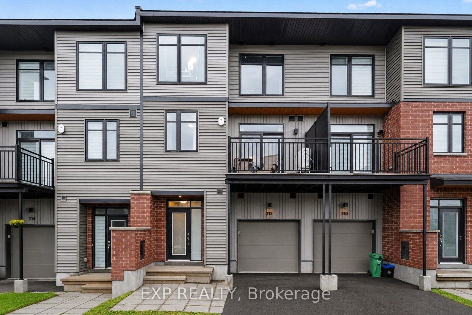 212-tussock-private-ottawa-ontario-x13597930