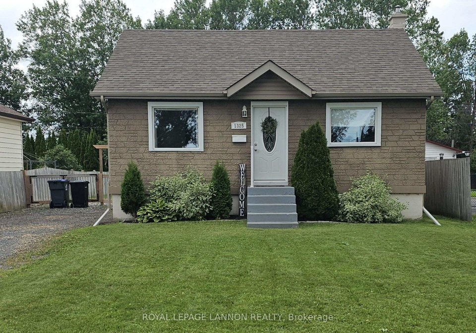 1325-wallbridge-avenue-thunder-bay-ontario-x13597946