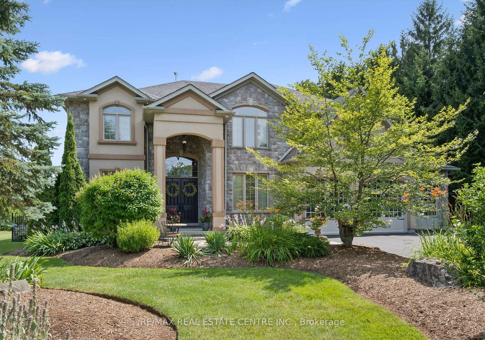 332-scenic-drive-saint-george-ontario-x13598166