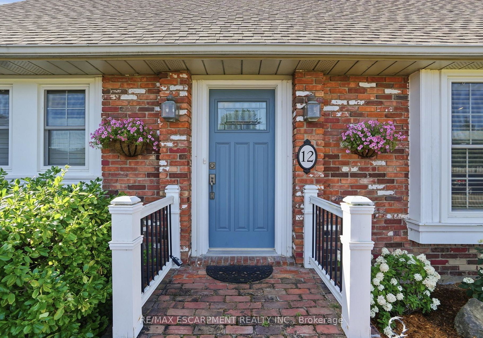 12-huntington-lane-st-catharines-ontario-x13598218