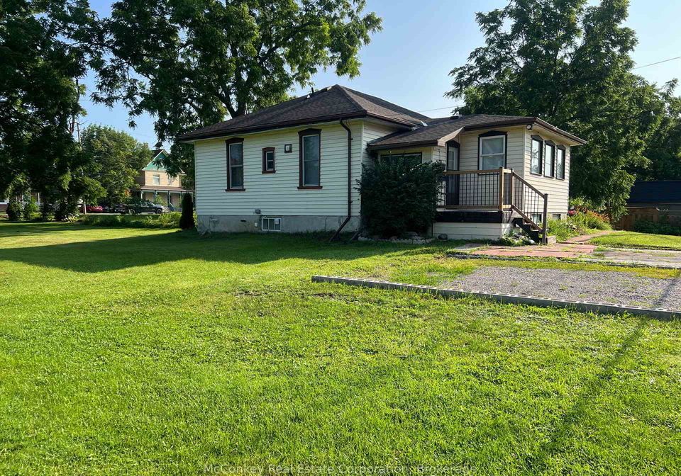 24-king-street-w-kawartha-lakes-ontario-x13598328