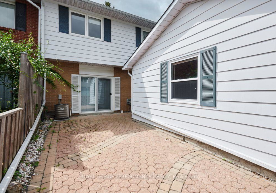 67-ramsgate-private-ottawa-ontario-x13598400